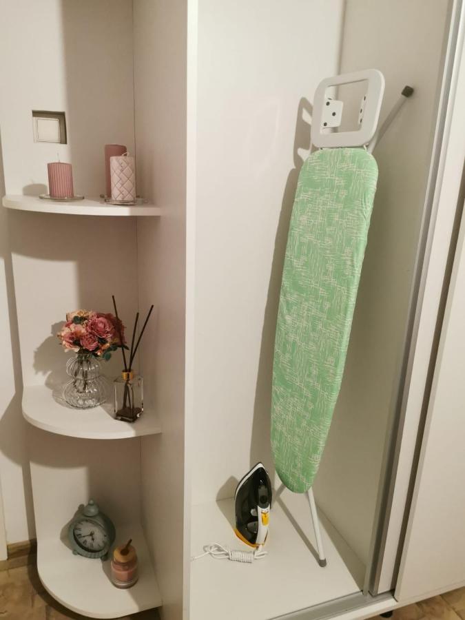 Appartement Urban Oasis à Piatra Neamţ Extérieur photo